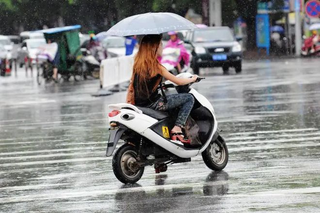 电瓶车新规，引领绿色出行新时代