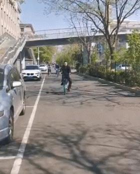 中国新冠疫情的最新视频