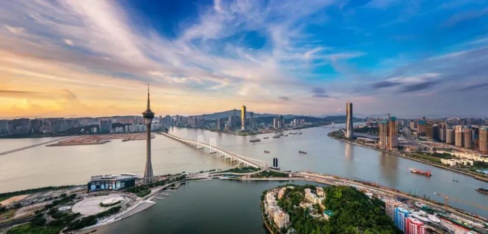 2025新奥门资料大全,澳门作为中国的特别行政区之一，一直以来都是旅游、文化、商业等多个领域的热点地区。随着时代的发展，澳门也在不断发展和变化。本文将介绍关于澳门在不久的将来，也就是到2025年的各种最新资料和信息。这些资料涵盖了旅游、经济、文化等多个方面，旨在为读者提供一个全面的视角来了解澳门未来的发展趋势。