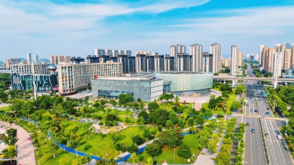 2025年新溪门天天开彩,新溪门天天开彩，探索未来的繁荣与机遇