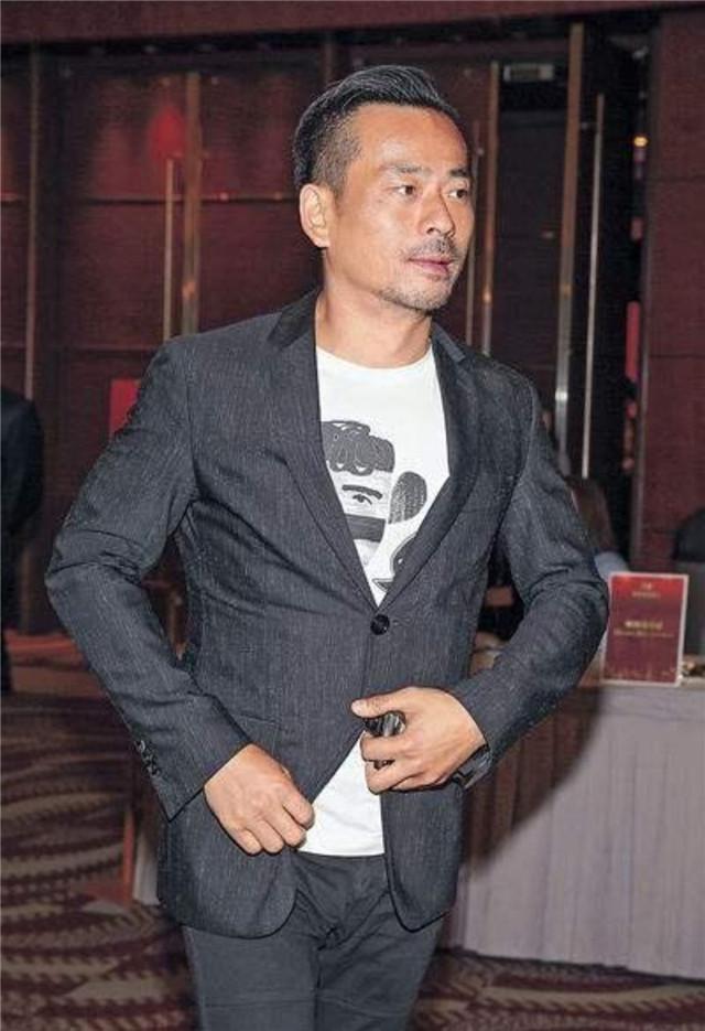 澳门精准四肖期期准免费,澳门精准四肖期期准免费——揭秘预测玄机