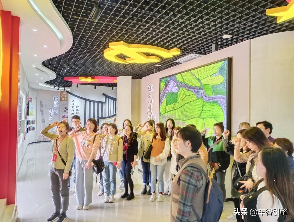 凤凰高手资料论坛中心,凤凰高手资料论坛中心，探索、交流与成长的热土